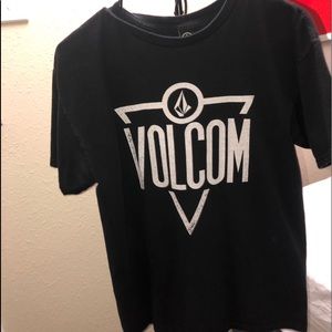 volcom tee